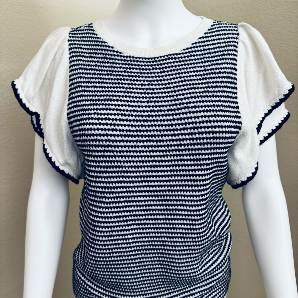 Ann Taylor Black and White Knit Blouse